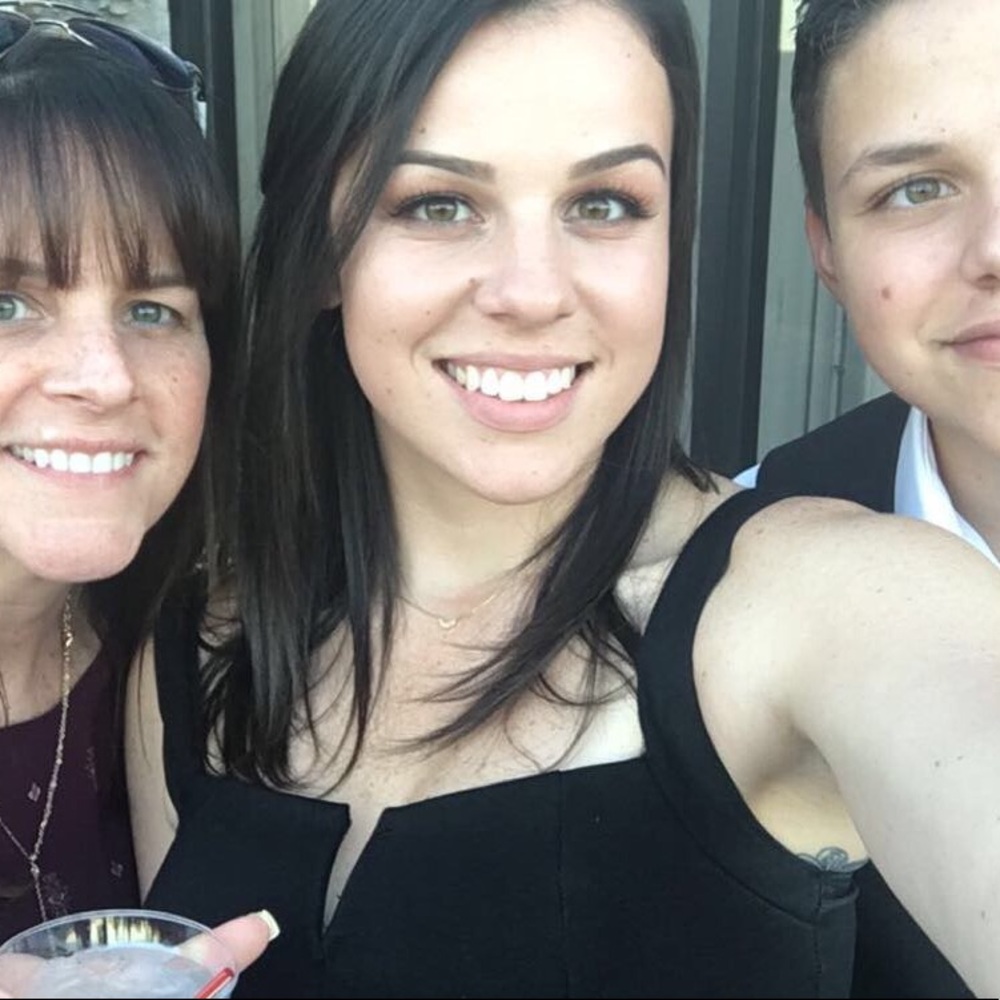 Meet your Posher, Alicia